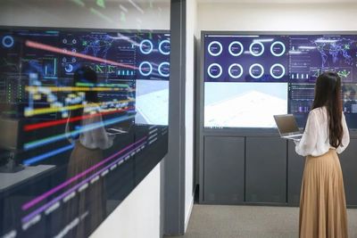 探秘寶馬數(shù)字化工廠 數(shù)據(jù)驅(qū)動的智能制造前沿實踐